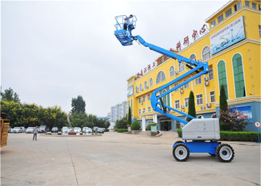 Utilisation extérieure d'intérieur de boom de la CE de Manlift de cadre droit approuvé de contrat
